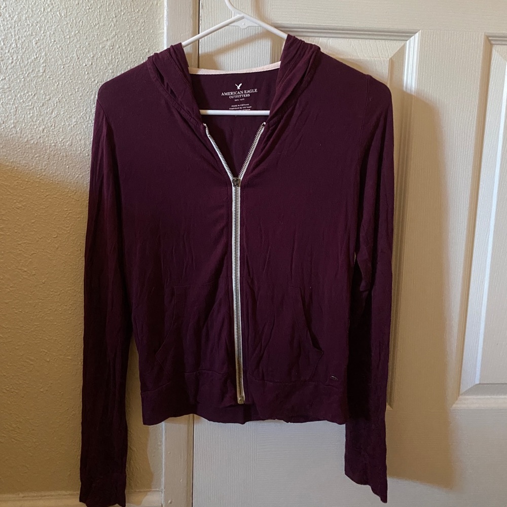 Comfortable maroon American Eagle zip up